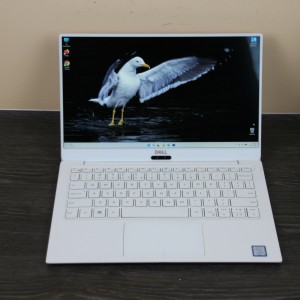 Dell Nešiojami kompiuteriai