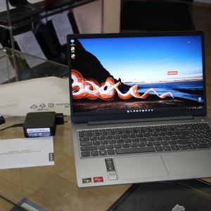 Lenovo Nešiojami kompiuteriai