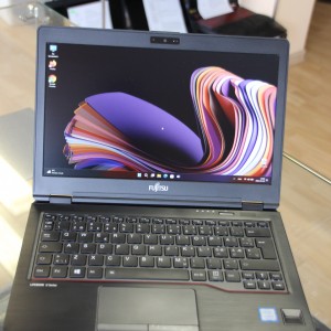 Fujitsu Nešiojami kompiuteriai