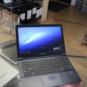 Samsung Nešiojami kompiuteriai
